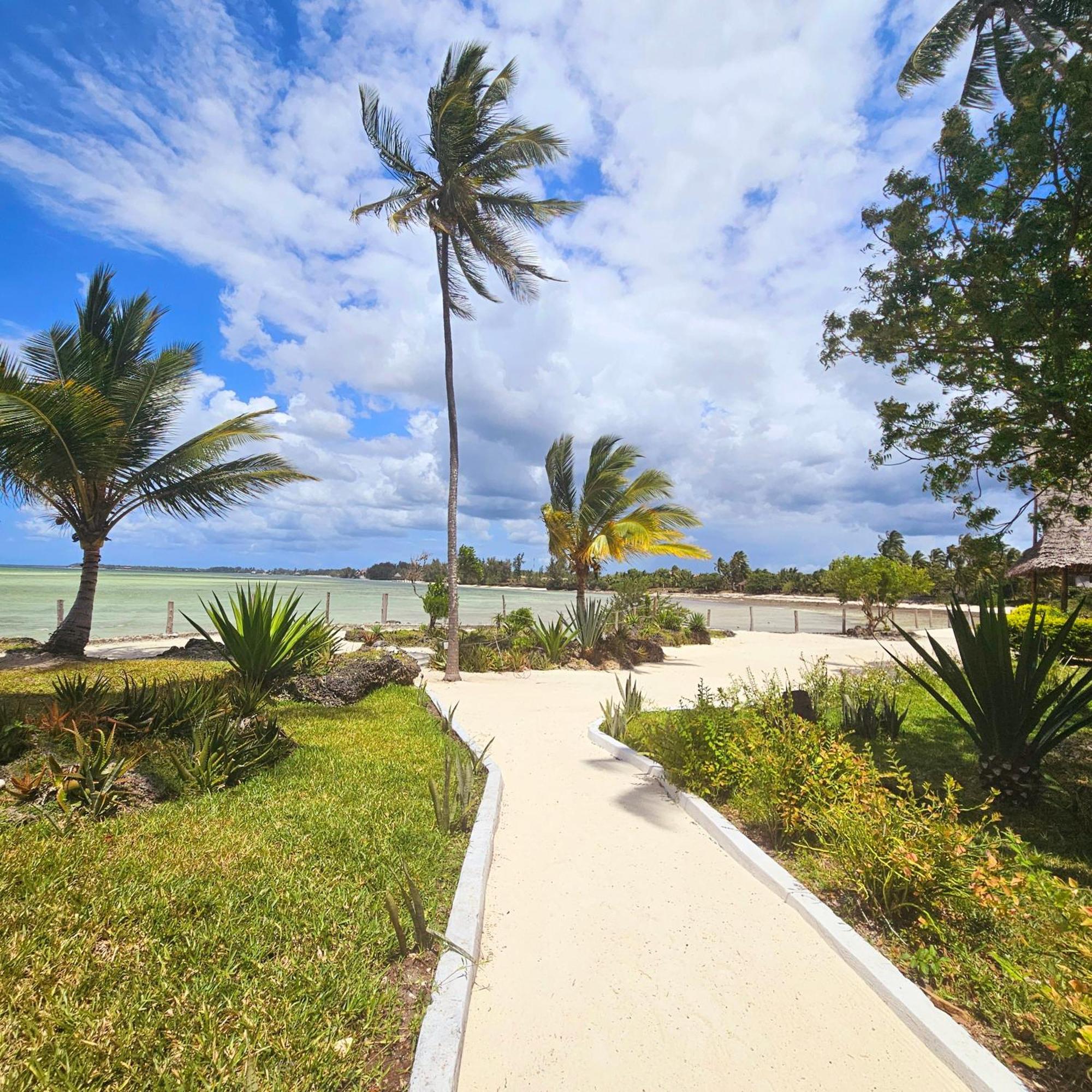 Maharaja Boutique Hotel Zanzibar Uroa Buitenkant foto